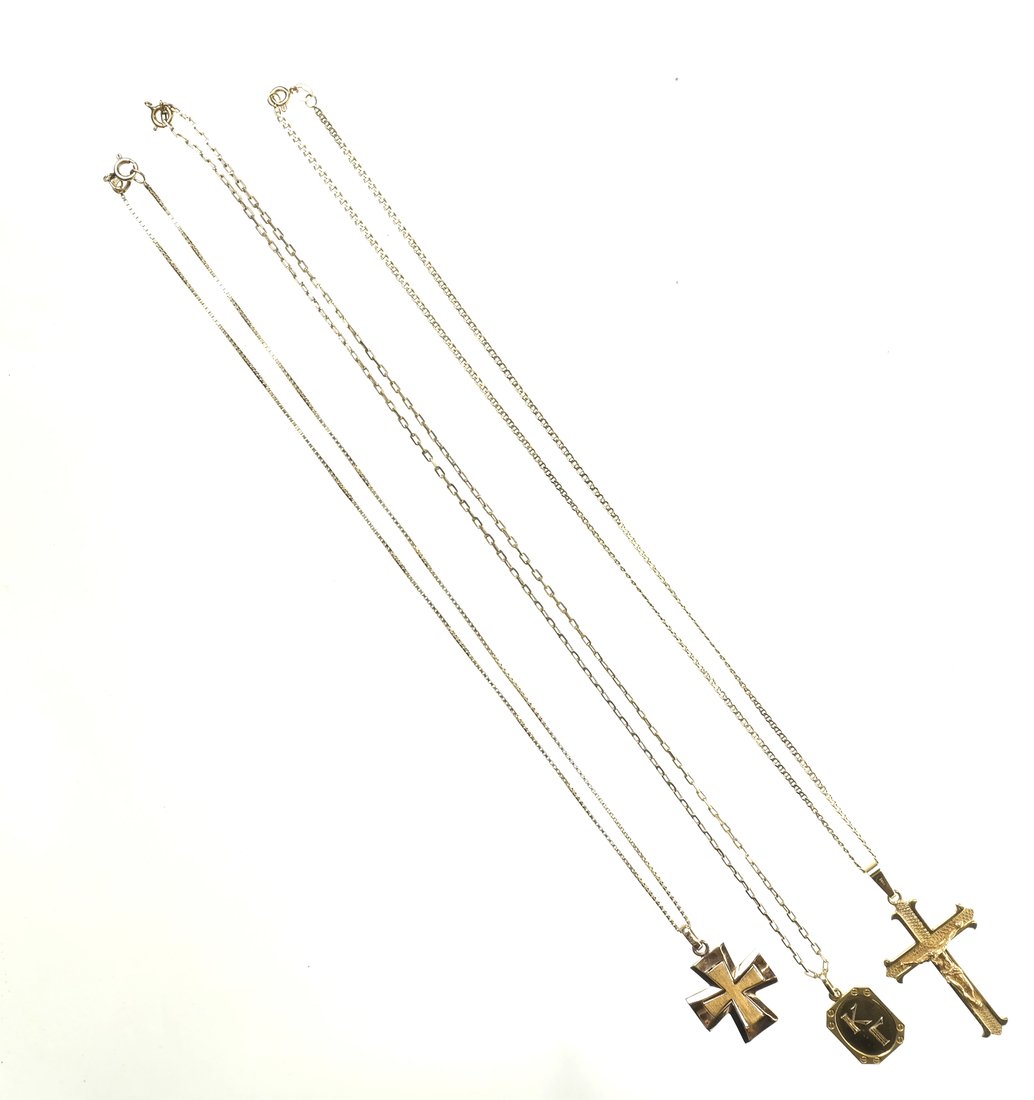 Gold Crosses and Chains (1 of 6)