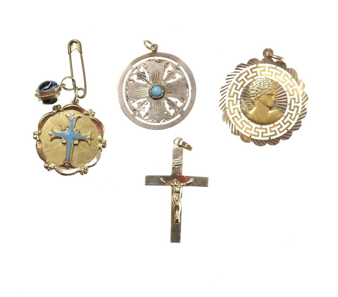 5 Gold Items (1 of 6)