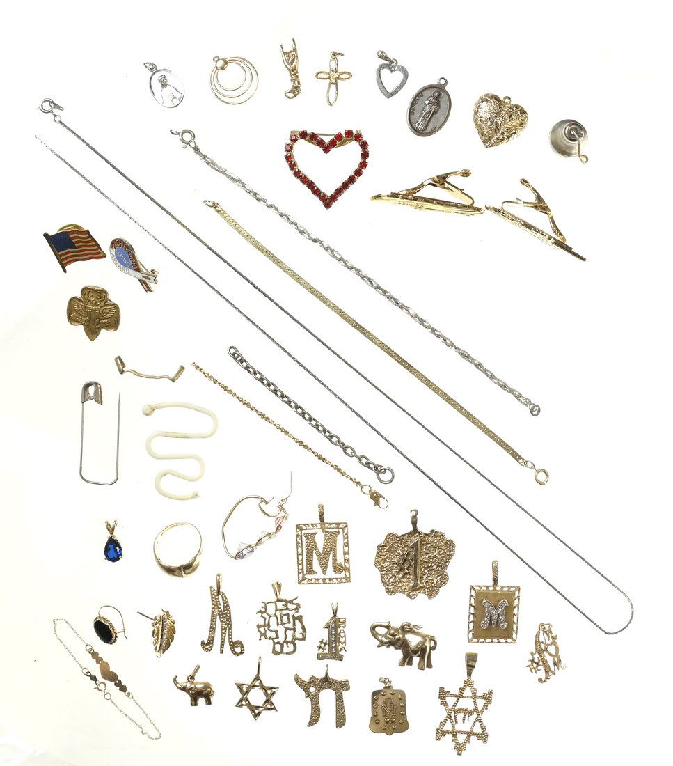 Scrap Gold and Costume Items (1 of 8)