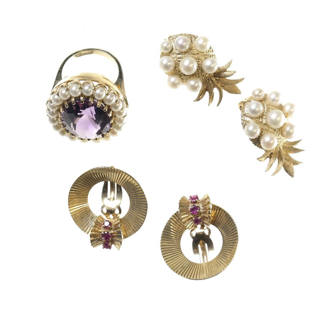 14k Amethyst Ring and Earrings (1 of 10)