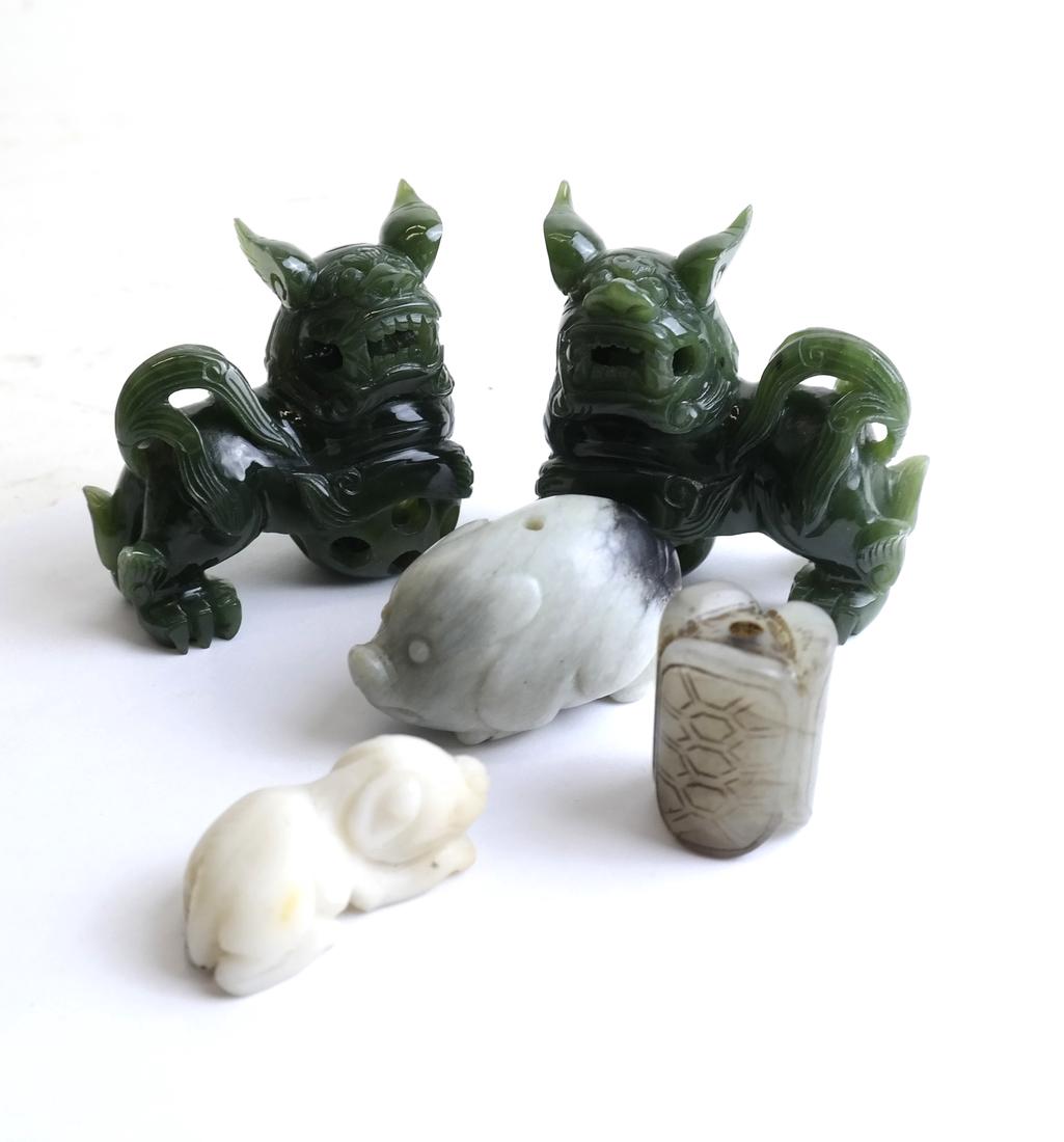 Five  Chinese Jade & Hardstone Articles (1 of 7)