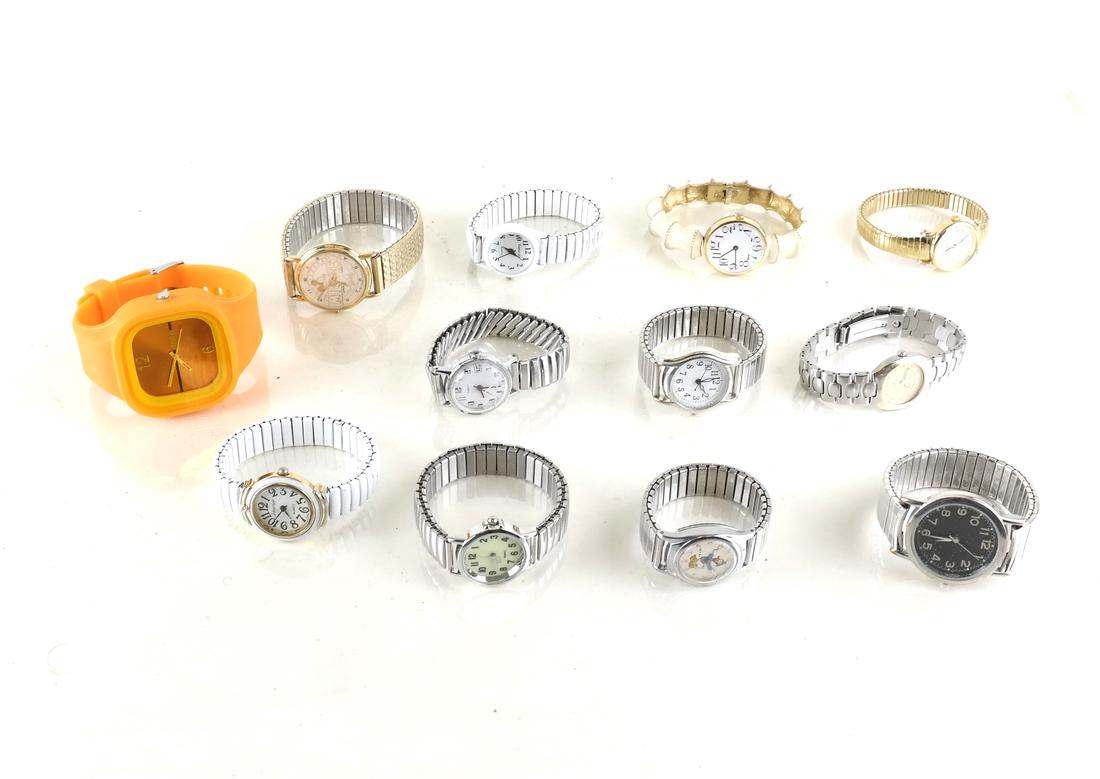 12 Various Wrist Watches: Mixed makers, with examples by Omega and Timex and more. Works not tested.