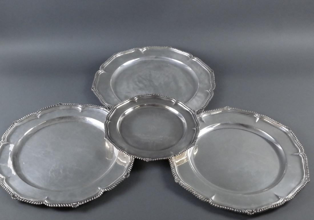 4 .900 Standard Silver Graduated Platters (1 of 11)