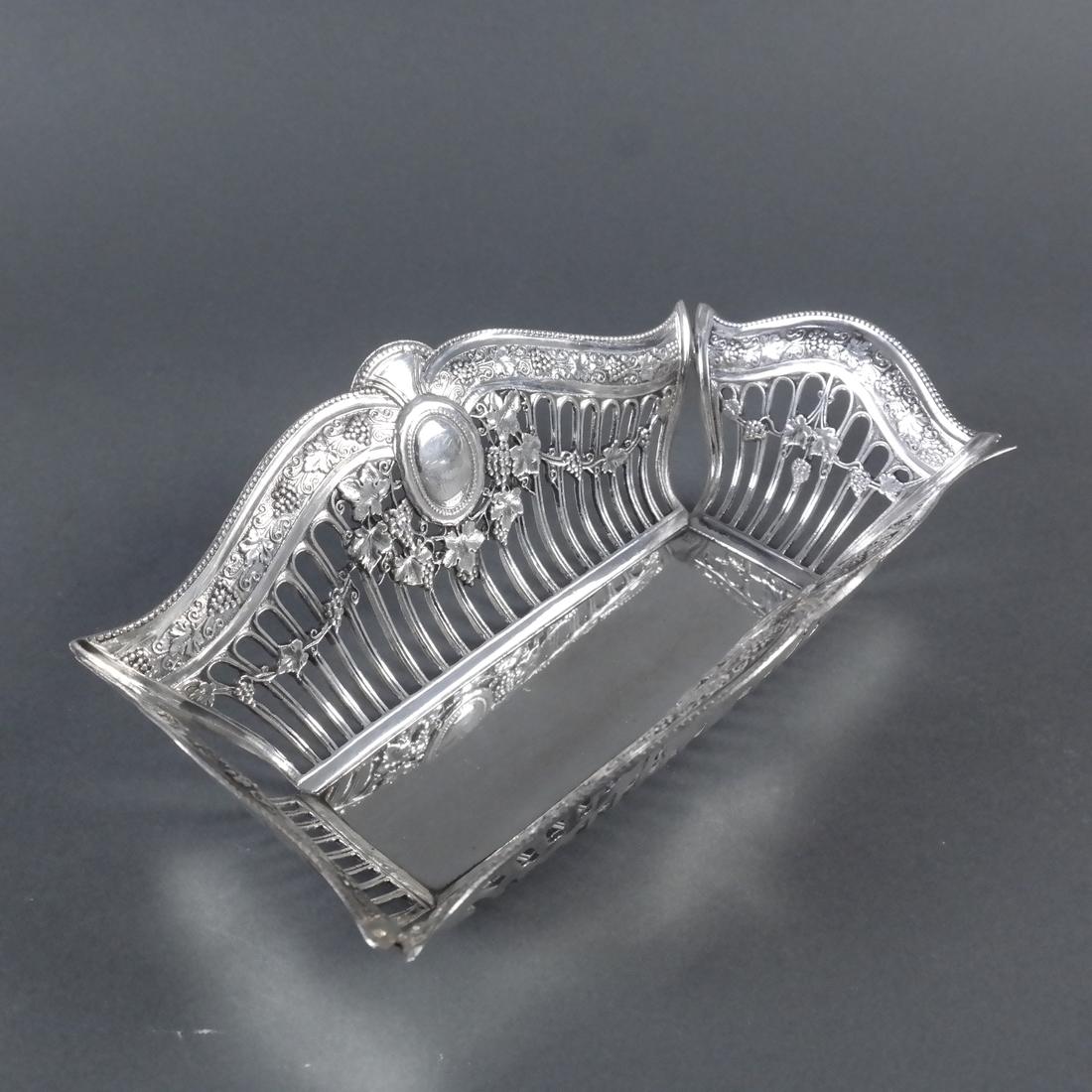 .900 Standard Silver Reticulated Basket (1 of 7)