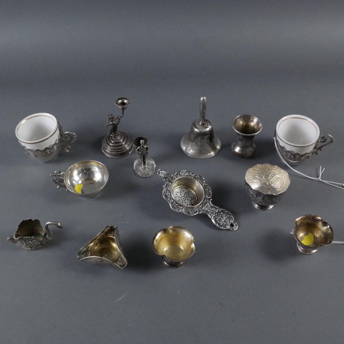 13 Various Silver Table Articles (1 of 10)