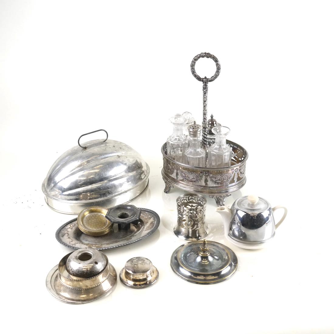 Group of Silver Plate Articles (1 of 7)
