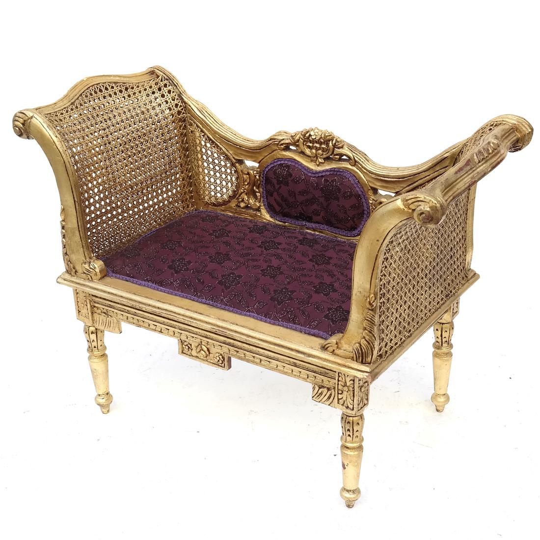 Rococo-Style Window Seat (1 of 9)