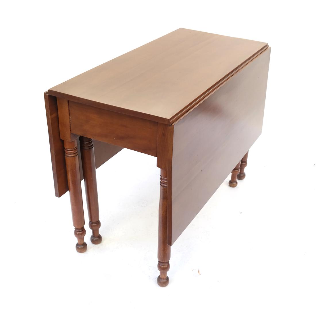 Antique American Gateleg Table (1 of 6)