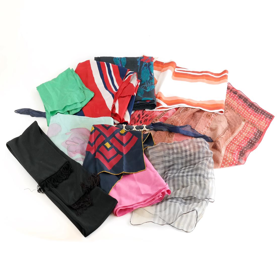 11 Silk Designer Scarves (1 of 9)
