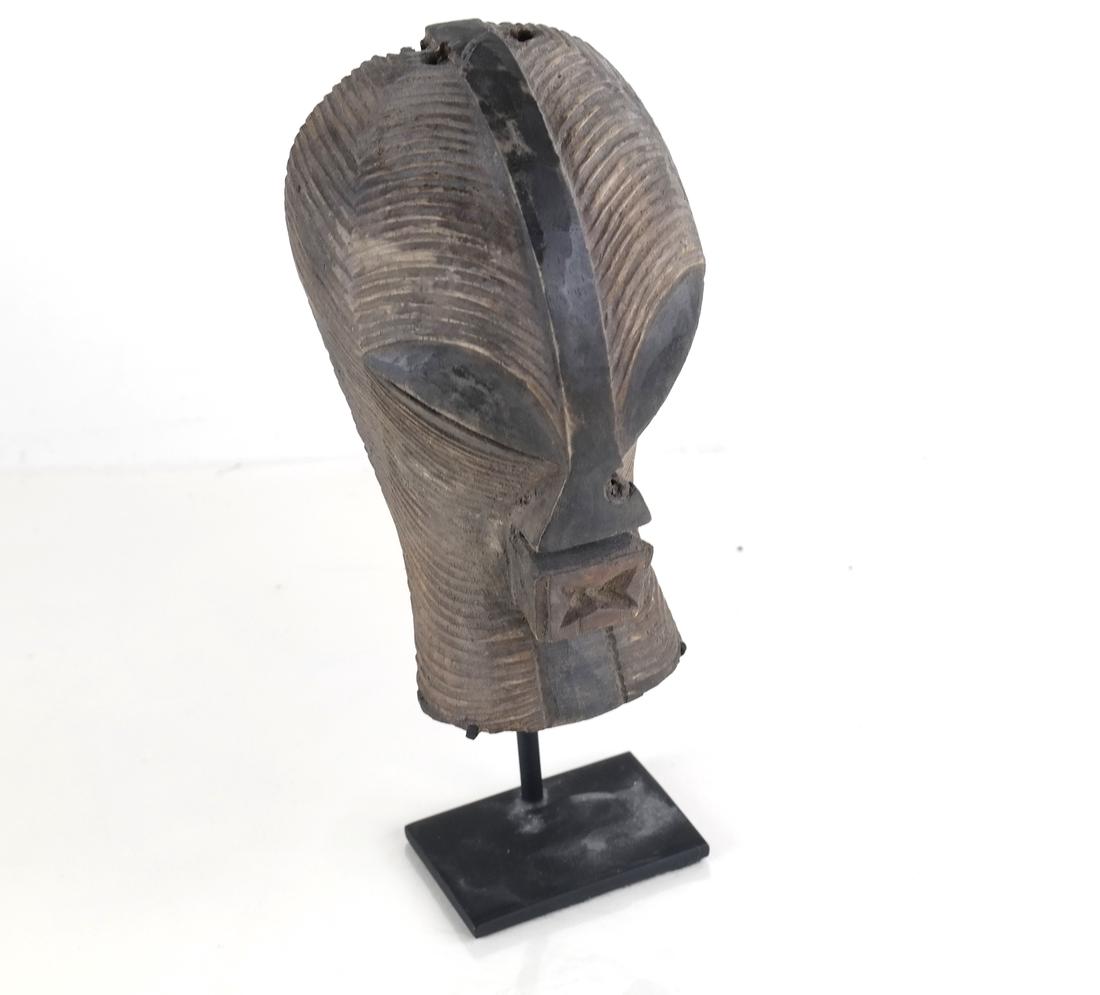 Carved Wood African Mask: Wood African mask on stand [Mask: 7" H].