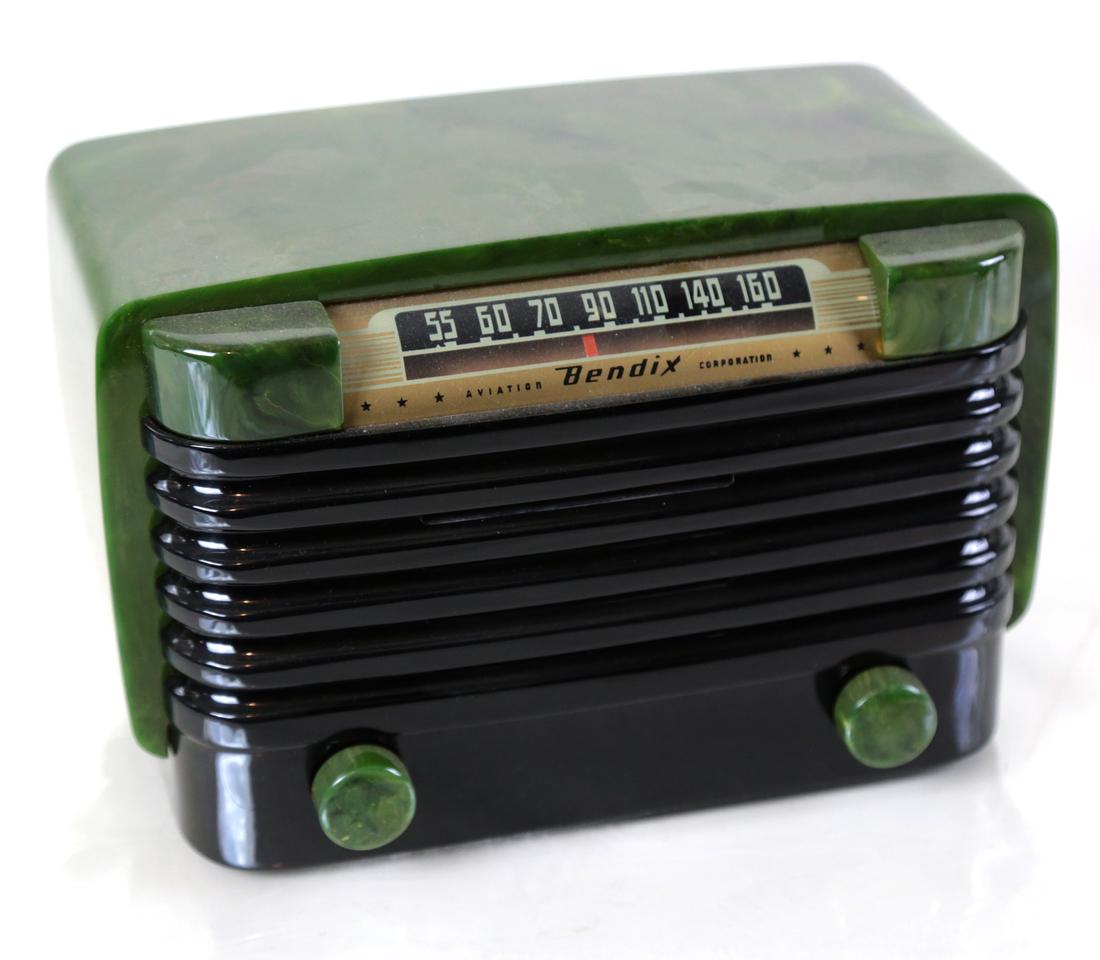 Bendix Green Bakelite Radio (1 of 4)