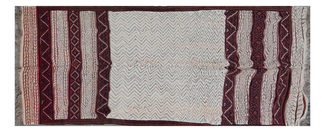 Oriental Geometric Runner (1 of 6)