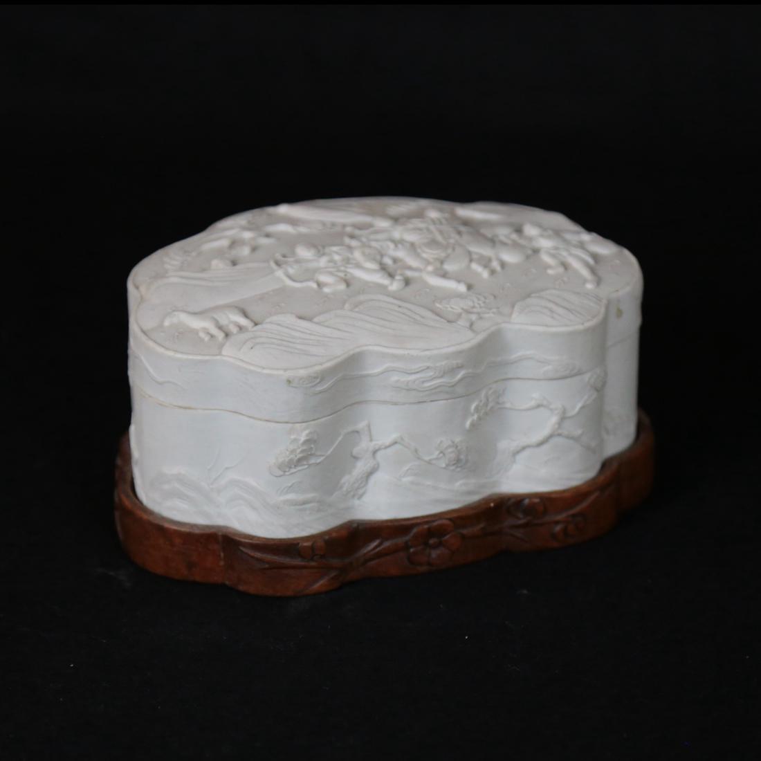 Chinese White Bisque Battle Box (1 of 5)