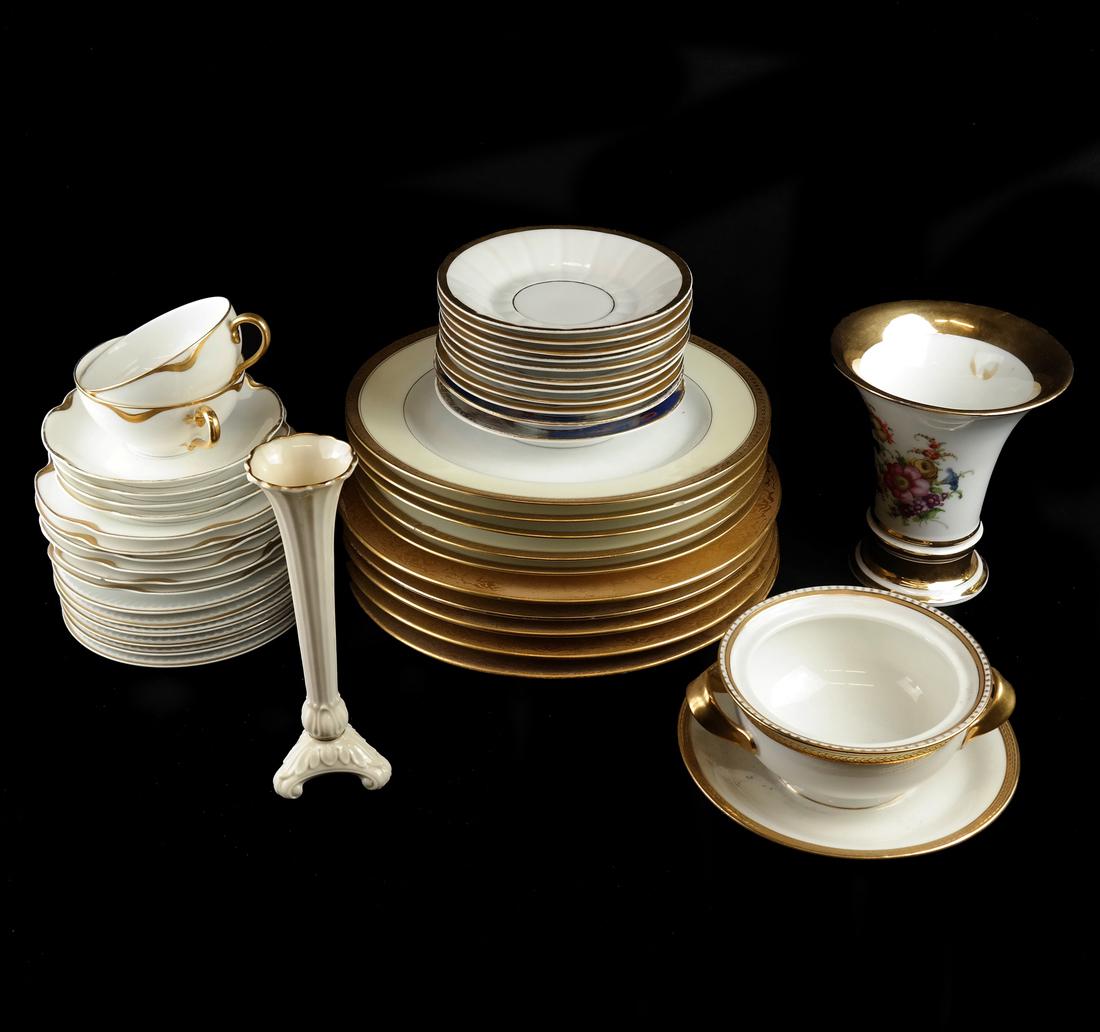 42 Various Parcel Gilt Porcelain Items (1 of 10)