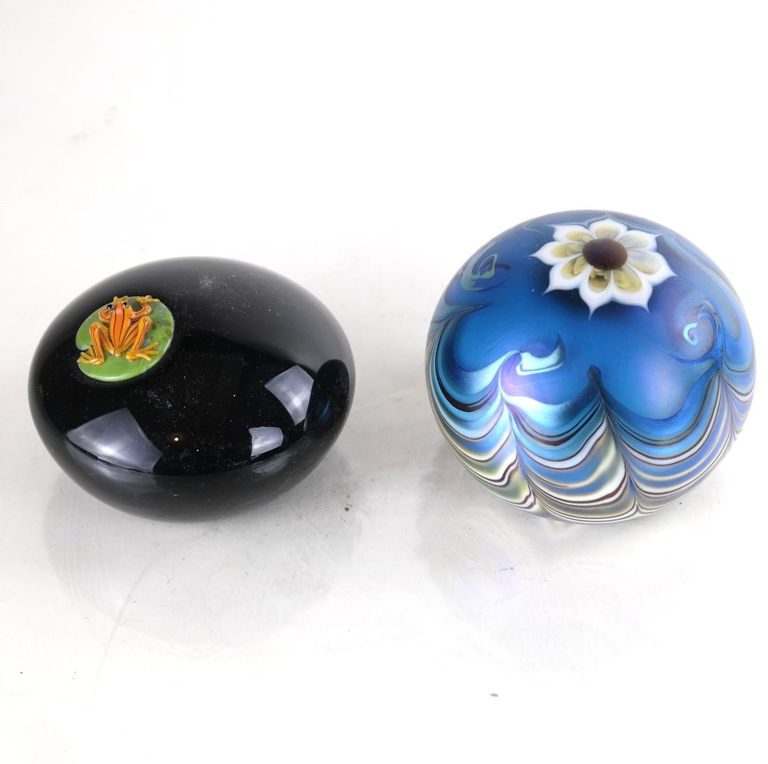 Two Contemporary Paperweights (1 of 8)