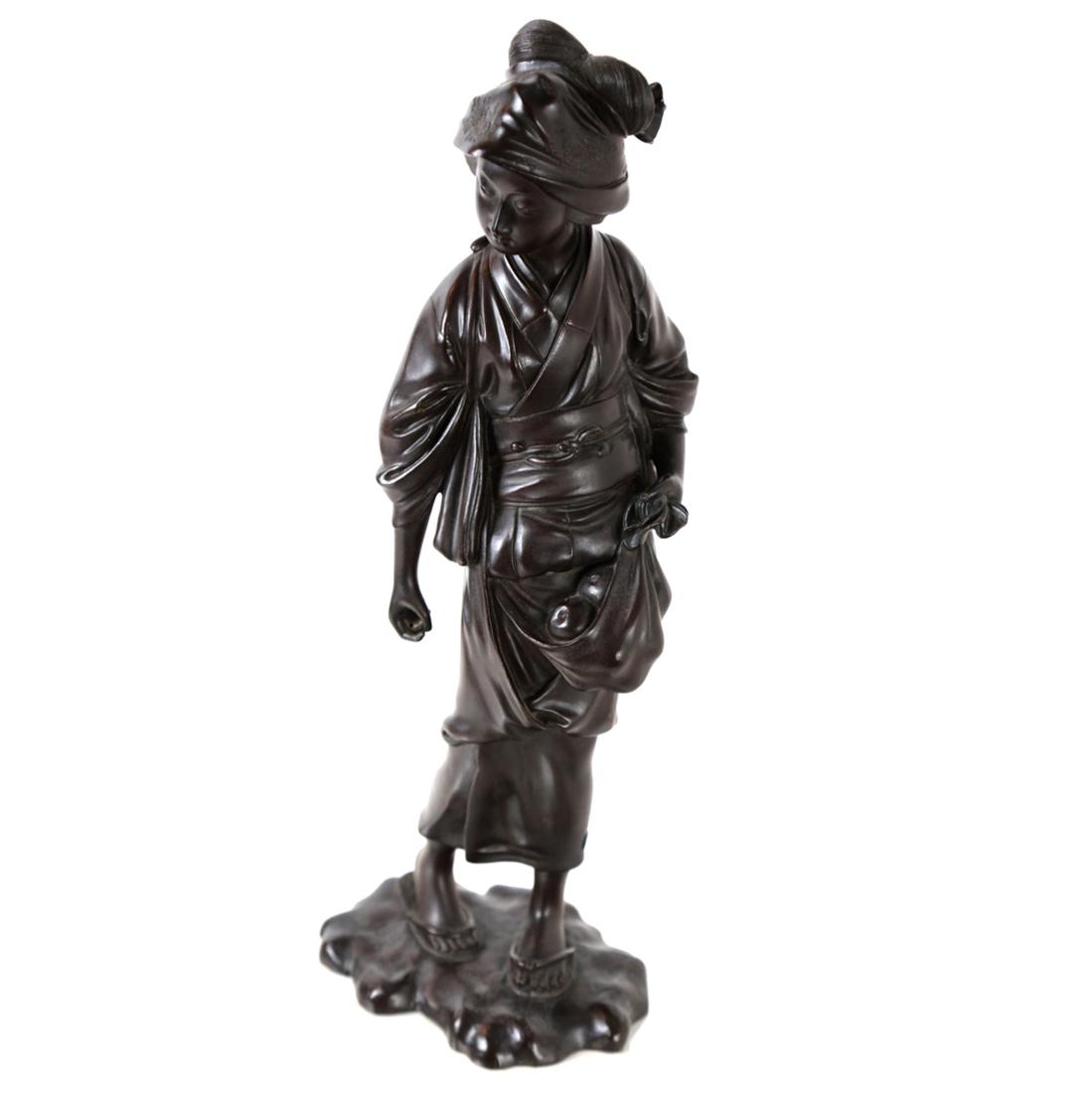 Japanese Meiji Bronze Courtesan (1 of 7)