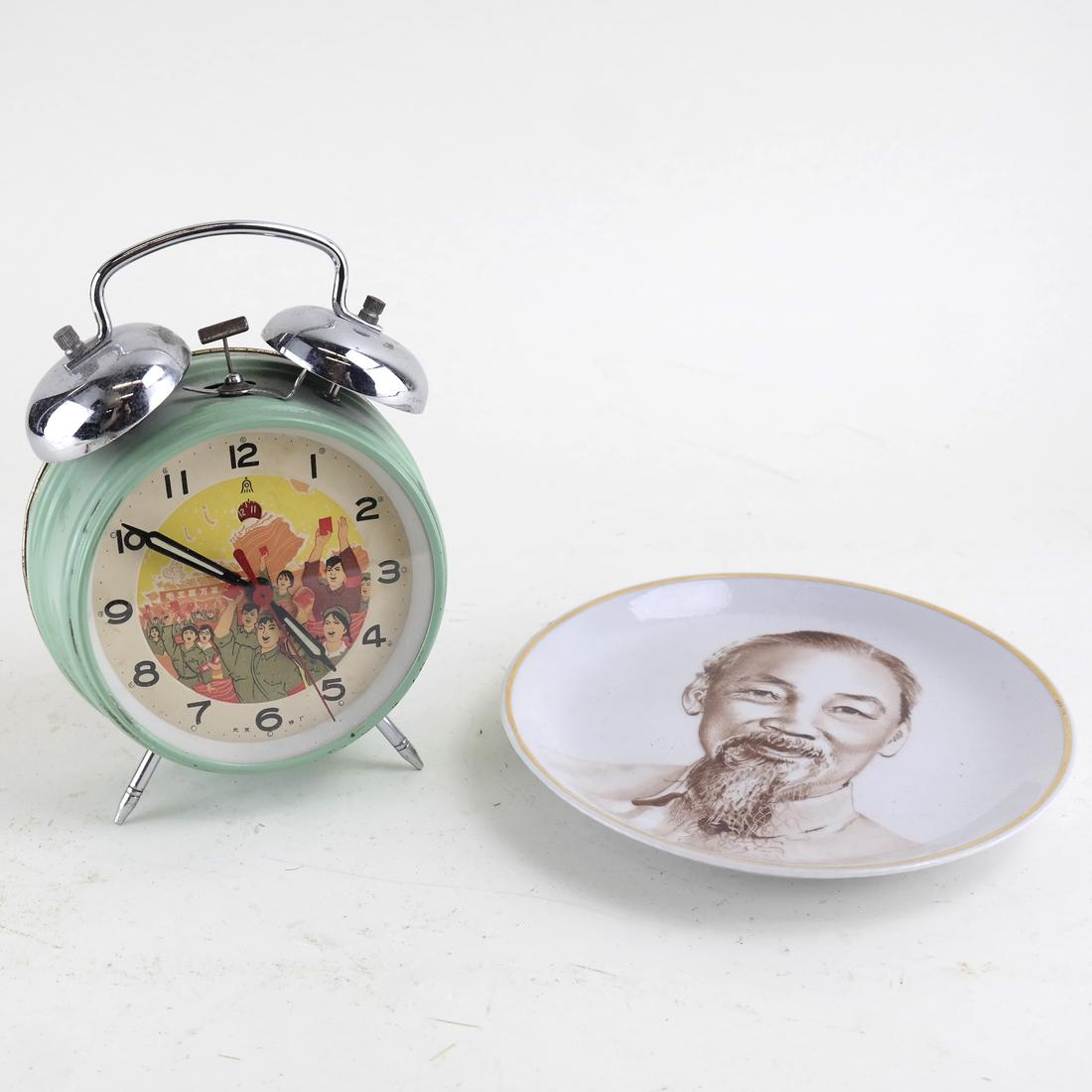 Chinese Cultural Revolution Clock and Plate (1 of 7)