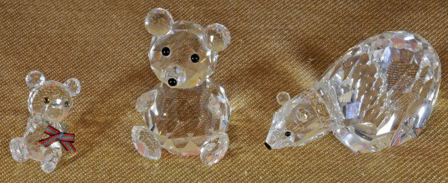 3 Swarovski Bears. Polar Bear 1 3/4" H x 3" L; : 3 Swarovski Bears. Polar Bear 1 3/4" H x 3" L; Bear 2 1/2" H ; and a Teddy Bear 1 1/4" H.