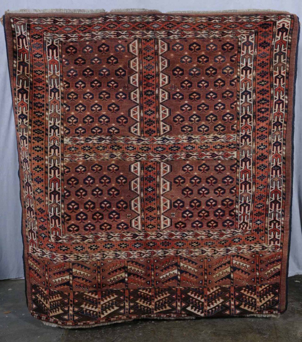 SEMI-ANTIQUE TEKKE BOUKHARA THROW RUG. APP. 4' 10": SEMI-ANTIQUE TEKKE BOUKHARA THROW RUG. APP. 4' 10" X 5' 3". BROWN, BLACK & WHITE. 4' 10" X 5' 3".