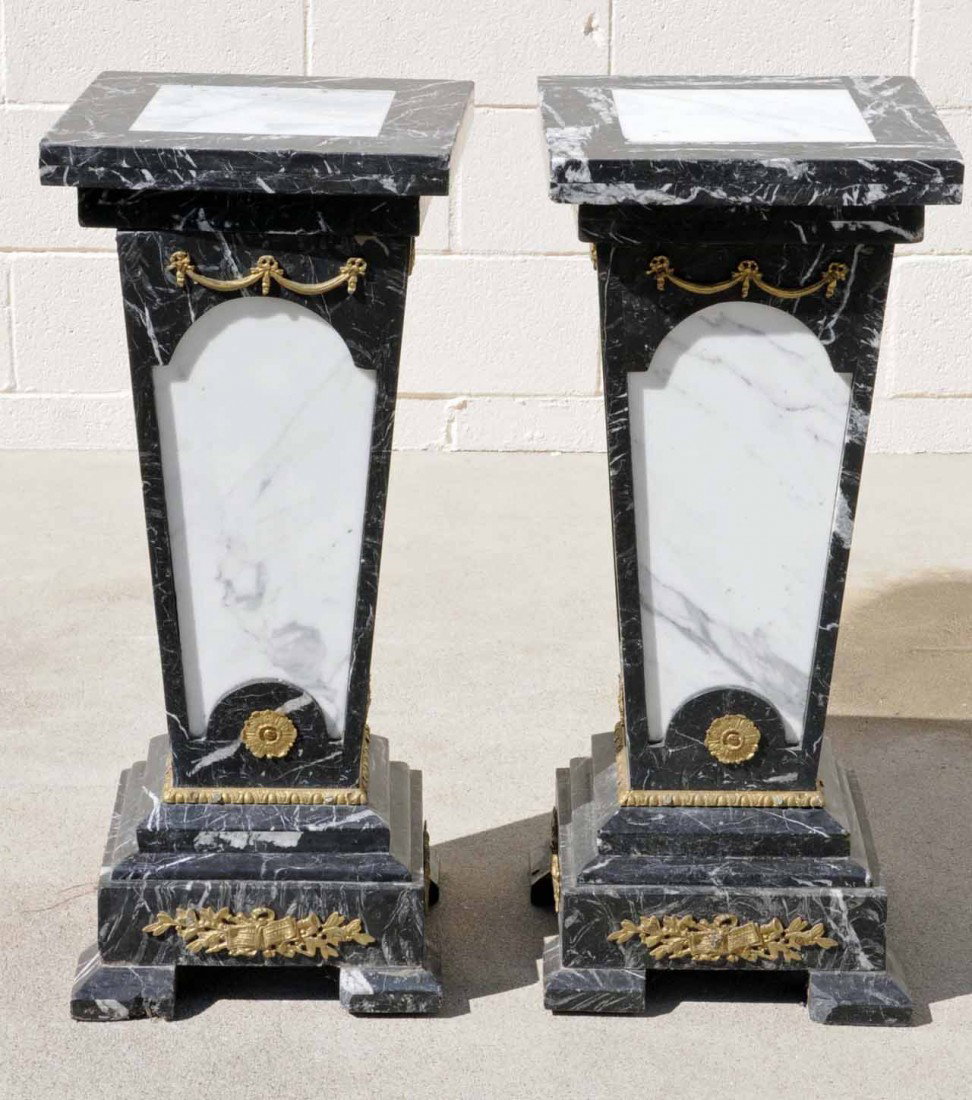 PR. BLACK & WHITE MARBLE PEDESTALS WITH ORMOLU MOU: PR. BLACK & WHITE MARBLE PEDESTALS WITH ORMOLU MOUNTS. 32" H X 14" SQ.