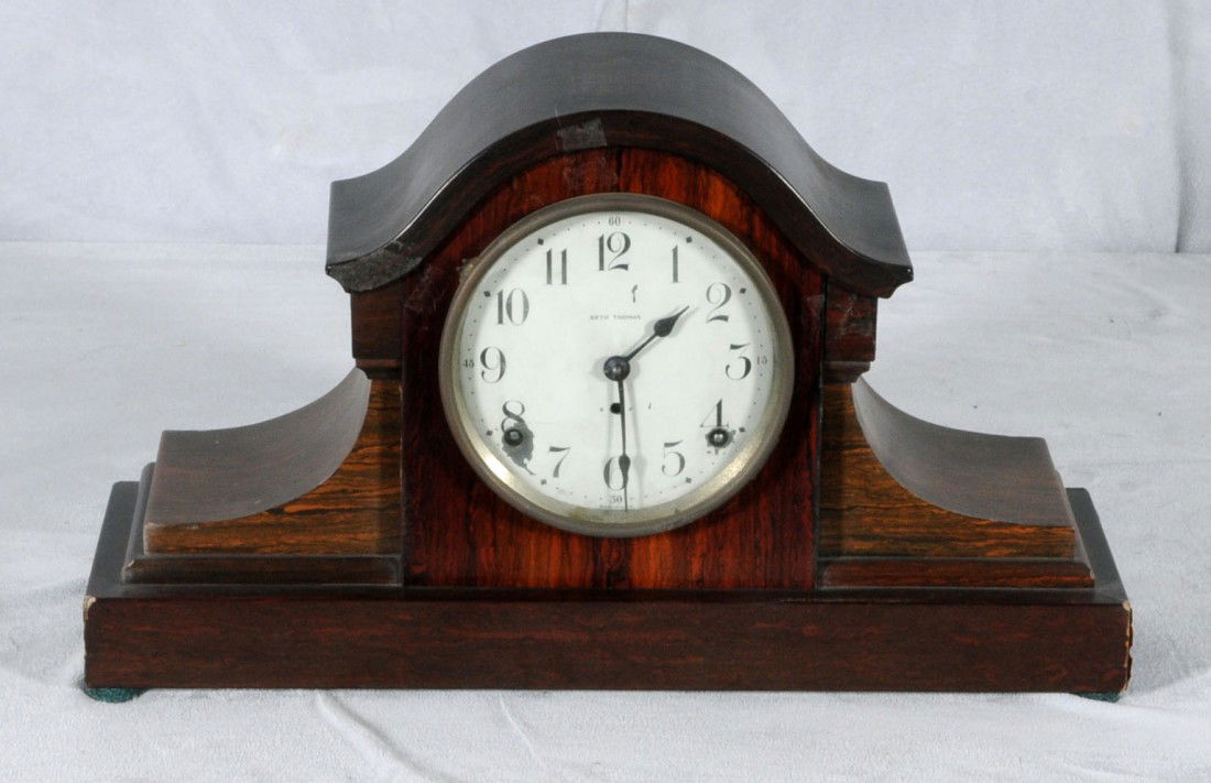 AMERICAN SETH THOMAS ROSEWOOD MANTEL CLOCK. 9 1/2: AMERICAN SETH THOMAS ROSEWOOD MANTEL CLOCK. 9 1/2" H X 14" L