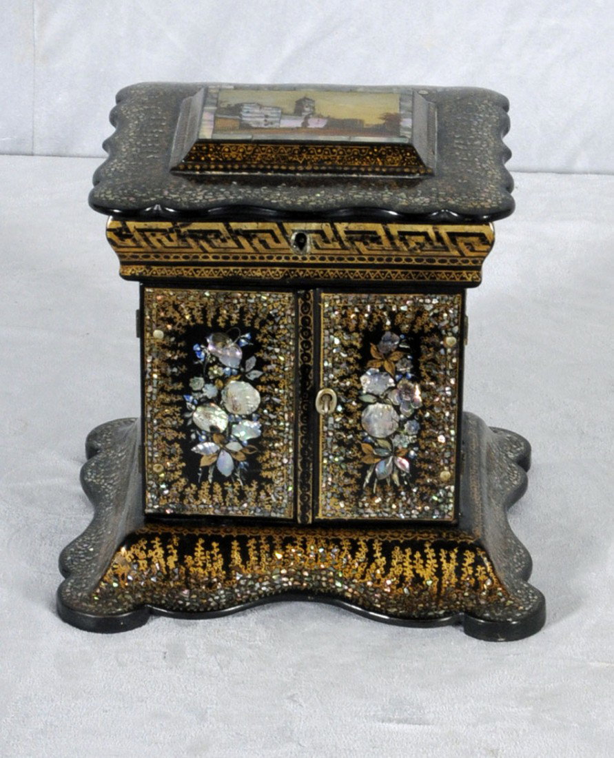 ANTIQUE ENGLISH VICTORIAN PAPIER-MACHE BOX. FLORAL : ANTIQUE ENGLISH VICTORIAN PAPIER-MACHE BOX. FLORAL M.O.P. DECORATION ON THE FRONT & SIDES, M.O.P. CITY SCENE ON THE LID. ALL OVER GILT TRACERY DECORATION. TOP FITTED FOR SEWING. THREE FITTED DRAWERS B
