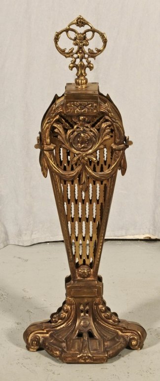 FRENCH GILT ORMOLU FIREPLACE FAN. OPEN WORKED PANELS: FRENCH GILT ORMOLU FIREPLACE FAN. OPEN WORKED PANELS. GOOD. 28 1/2" H X 37 1/2" W.