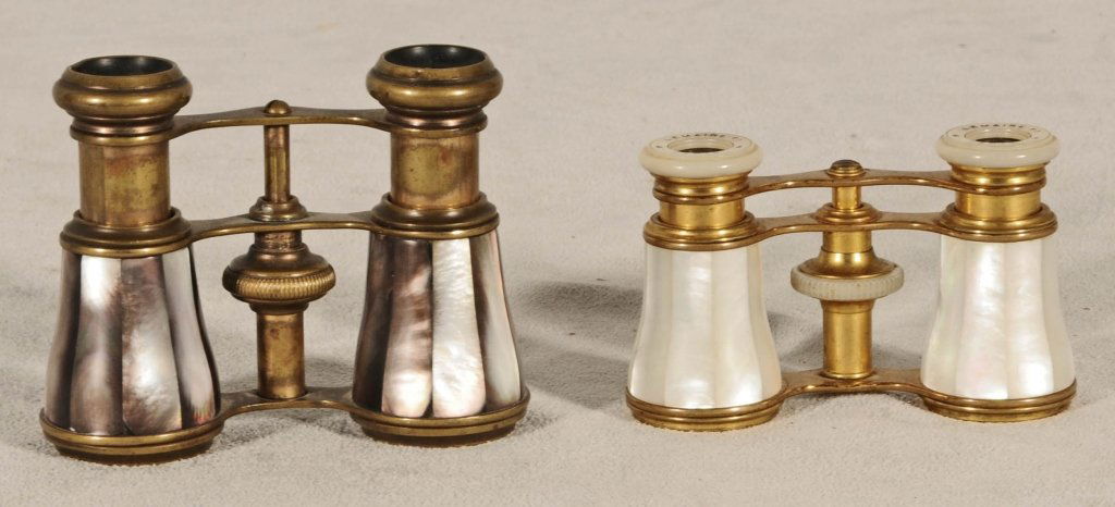 2 PAIR OF MOTHER OF PEARL OPERA GLASSES. GOOD. 2" H X 3: 2 PAIR OF MOTHER OF PEARL OPERA GLASSES. GOOD. 2" H X 3 1/2" W X 1 1/2"D.