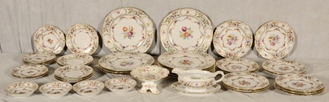 38 PC. SCHUMAN BAVARIAN CHINA DINNERWARE. "DRESDEN: 38 PC. SCHUMAN BAVARIAN CHINA DINNERWARE. "DRESDEN GARLAND" PATTERN. CONSISTING OF 9 DINN. PLATES, 12 SALAD PLATES, 6 B/B PLATES, 4 SAUCE BOWLS, 6 SAUCERS & A GRAVY BOAT. GOOD.
