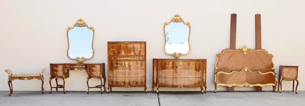 8 PC. LOUIS XV STYLE SATIN MAHOGANY BEDROOM SET.: 8 PC. LOUIS XV STYLE SATIN MAHOGANY BEDROOM SET. CONSISTING OF A DOUBLE BED (COMPLETE), 4 DRAWER CHEST (51" X 37 3/4" X 19 1/2"), 3 DRAWER CHEST 34 1/2" X 54" X 23 3/4"), VANITY (29 3/4" X 51 1/2" X 1