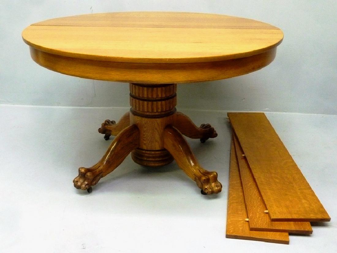 Circa 1910 Solid 1/4 cut Oak extension Claw Foot Dining (1 of 3)
