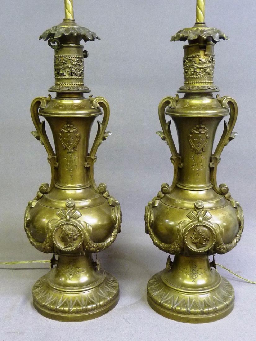 Pair of Cast Bronze high Quality Table Lamps with (1 of 10)