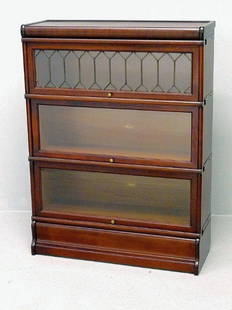 SIGNED " MACY" 3 HIGH LEADED GLASS MAHOGANY STACKIN: SIGNED " MACY" 3 HIGH LEADED GLASS MAHOGANY STACKING BOOKCASE - H 45" - CIRCA 1900