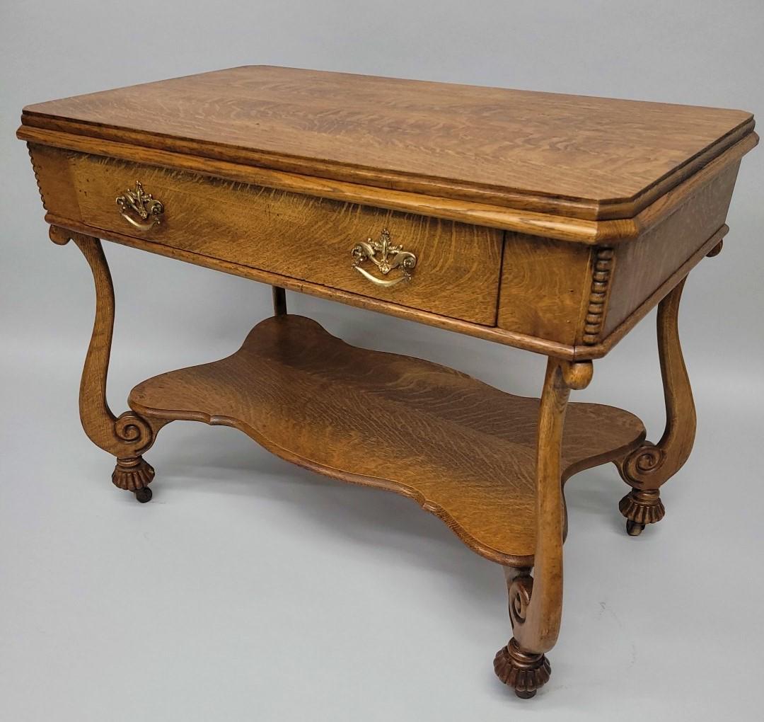1/4 Cut Oak Library Table with Drawer Circa 1900 -  Unusuel shaped oak desk / library table. Very (1 of 4)