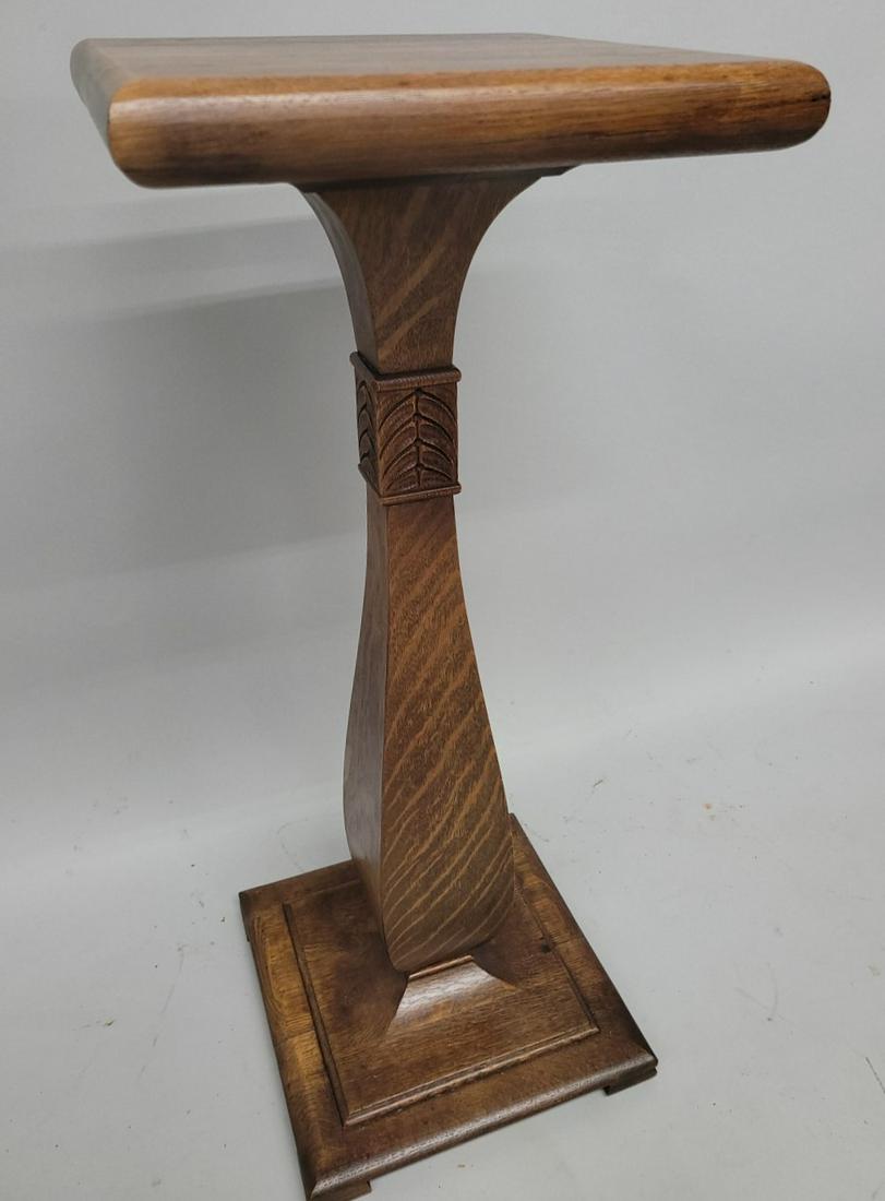 Circa 1900 1/4 Cut Oak Unique Carved Pedestal - hgt 36" w 14" - Nice form and style. Found in St: Circa 1900 1/4 Cut Oak Unique Carved Pedestal - hgt 36" w 14" - Nice form and style. Found in St Paul MN estate.
