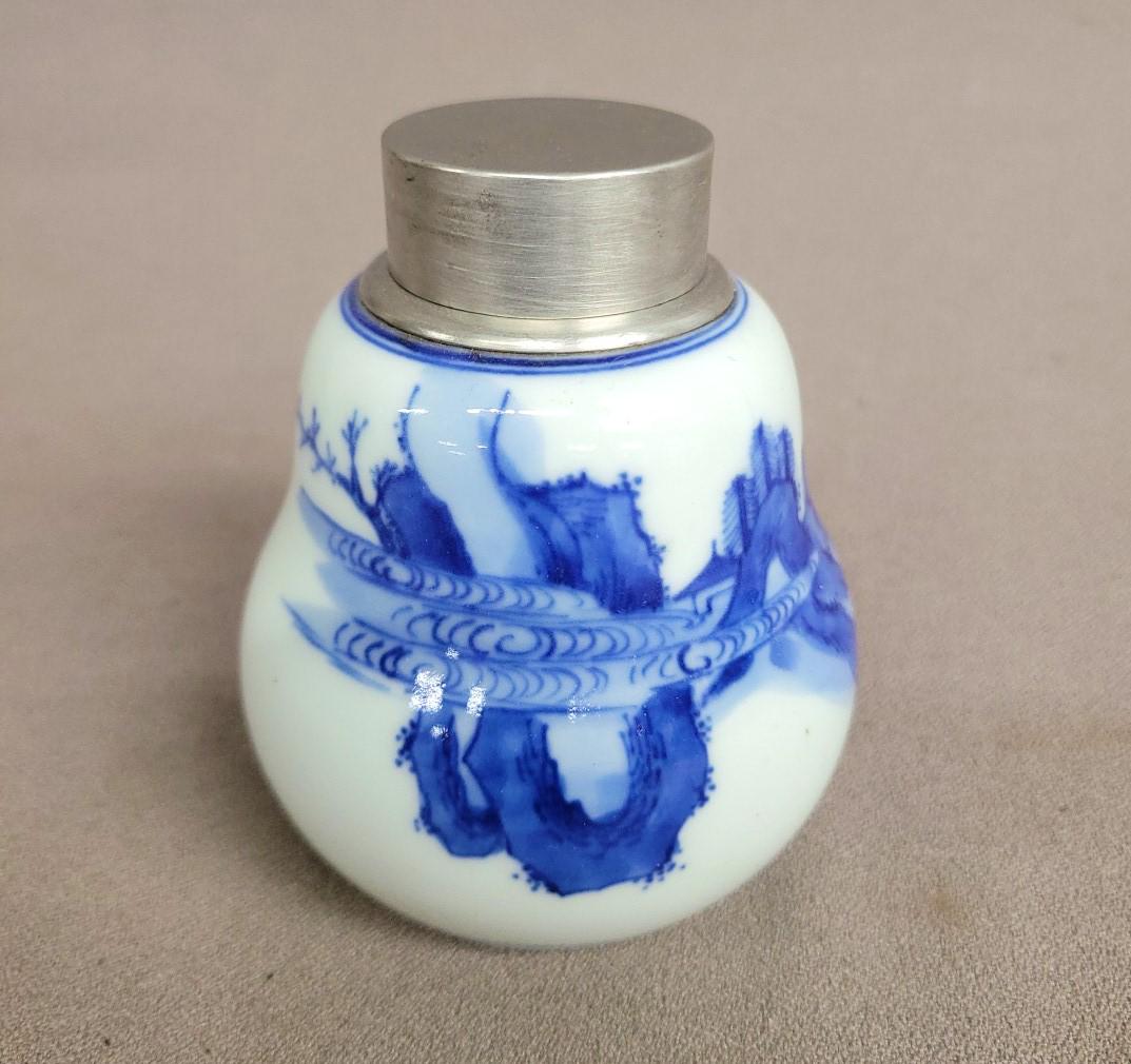 18th - 19th Century Chinese porcelain tea caddy with silver top . Hgt 3.5" dia. 3.25" - good (1 of 4)