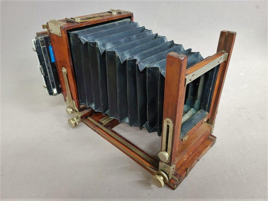 Antique Cherry frame Large Portrait Folding Box Camera. w/ 5x7 Lisco plate film. 15''L x 10''W (1 of 9)