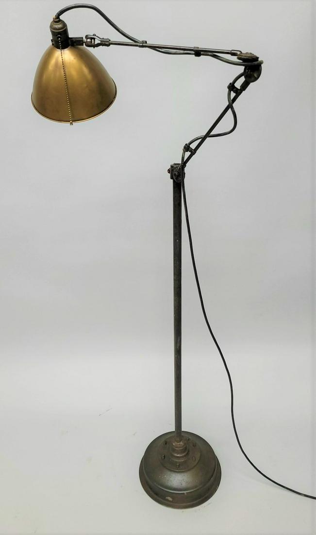 Original American Industrial Floor lamp signed McCrosky Co. Meadville PA. - made from 1912 - 1917. (1 of 4)
