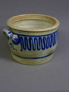 EARLY BLUE DECORATED 2 HANDLE CROCK, H 7", DIA 11 1/: EARLY BLUE DECORATED 2 HANDLE CROCK, H 7", DIA 11 1/2", Circa 1880, good condition