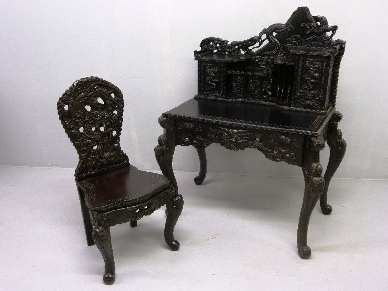 CHINESE HEAVILY CARVED DESK & CHAIR w/Dragons & Mt: CHINESE HEAVILY CARVED DESK & CHAIR w/Dragons & Mt. Fuji, Circa 1920, H 52", W 43", D 29", good condition