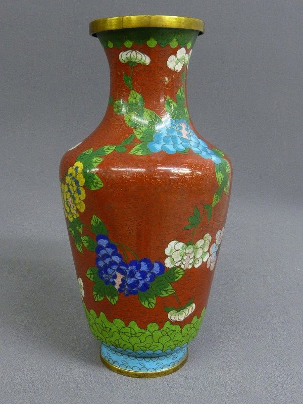 13" RUST RED FLORAL CLOISONNE VASE, H 13",W 6 1/2": 13" RUST RED FLORAL CLOISONNE VASE, H 13",W 6 1/2"