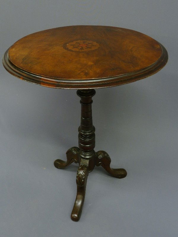 1860'S CARVED WALNUT LAMP OR PLANT TABLE with INLA: 1860'S CARVED WALNUT LAMP OR PLANT TABLE with INLAID TOP - Hgt 27" Dia. 20" - good condition