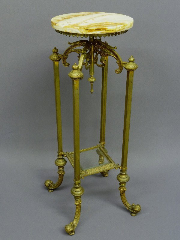 Circa 1900 QUALITY SOLID BRASS & ONYX ROTATING TOP: Circa 1900 QUALITY SOLID BRASS & ONYX ROTATING TOP STAND - Hgt 37" W 15" - good condition