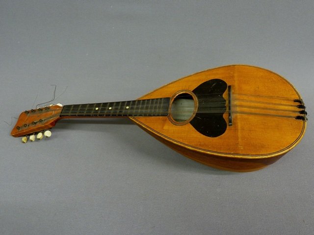 MAHOGANY, OAK & BIRCH ANTIQUE MANDOLIN IN ORIGINAL: MAHOGANY, OAK & BIRCH ANTIQUE MANDOLIN IN ORIGINAL FINISH - L 24" D 26"- Circa 1920's- some joint seperation on back