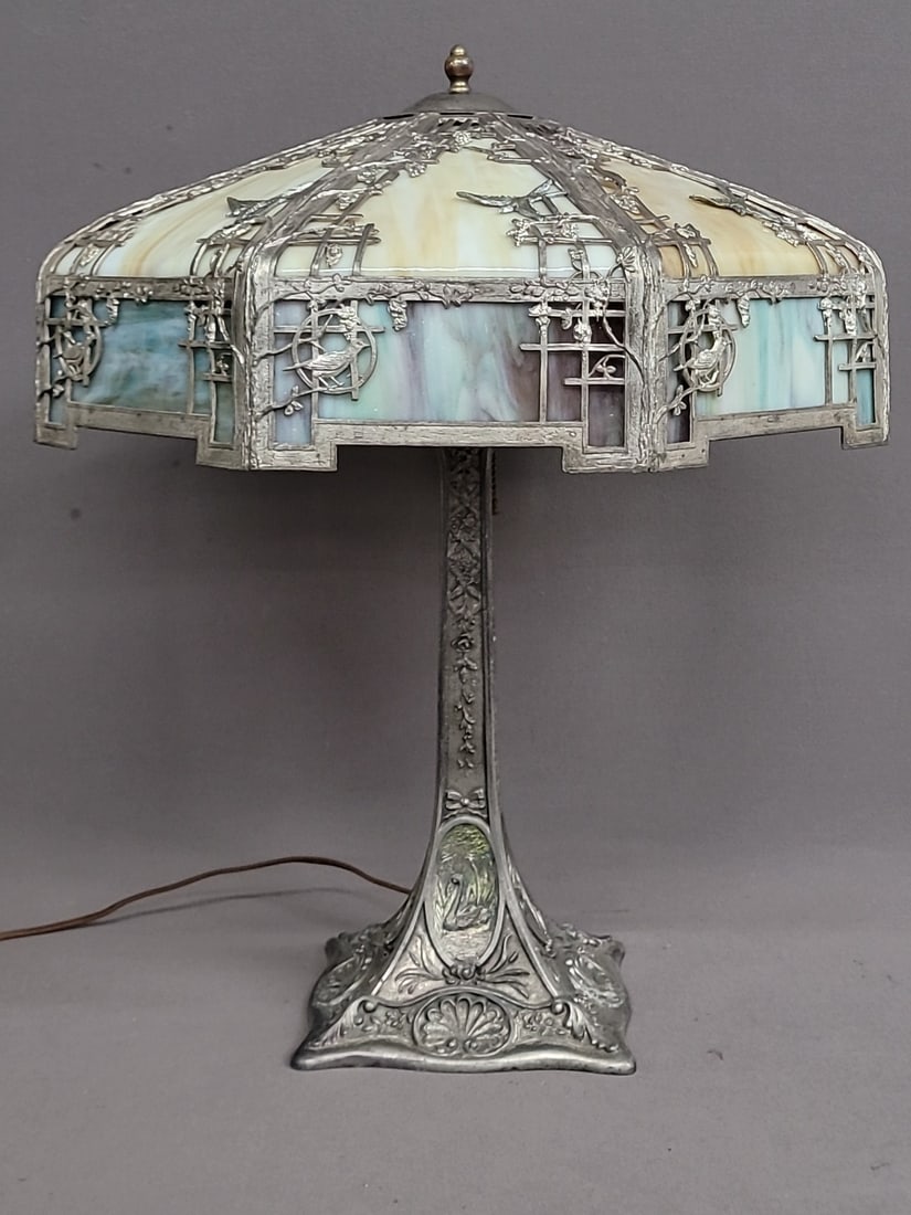Circa 1920 Rare Bird & Swan Base Empire Lamp Co. Slag Lamp - height 25" dia. 18" . All in good (1 of 10)