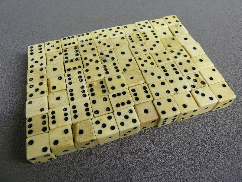 70 Antique Bone Dice - Size .56" each: 70 Antique Bone Dice - Size .56" each