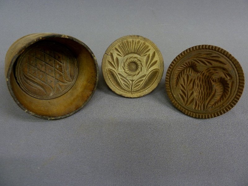 3 AMERICAN WOOD BUTTER MOLDS INCLUDING RARE 4 1/4": 3 AMERICAN WOOD BUTTER MOLDS INCLUDING RARE 4 1/4" EAGLE, plus RARE 4" SUNFLOWER and a 4 1/2" x 7" Plung Pinapple mold -age is 2nd 1/2 of the 19th Century - all in as found condition