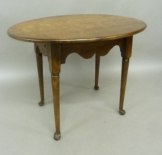 Solid 1/4 Cut Oak Queen Anne Style Oval Table With