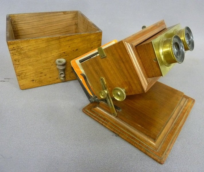 19th Century Signed "STEREOSCOPE - ACHRONATIC- SMITH (1 of 7)