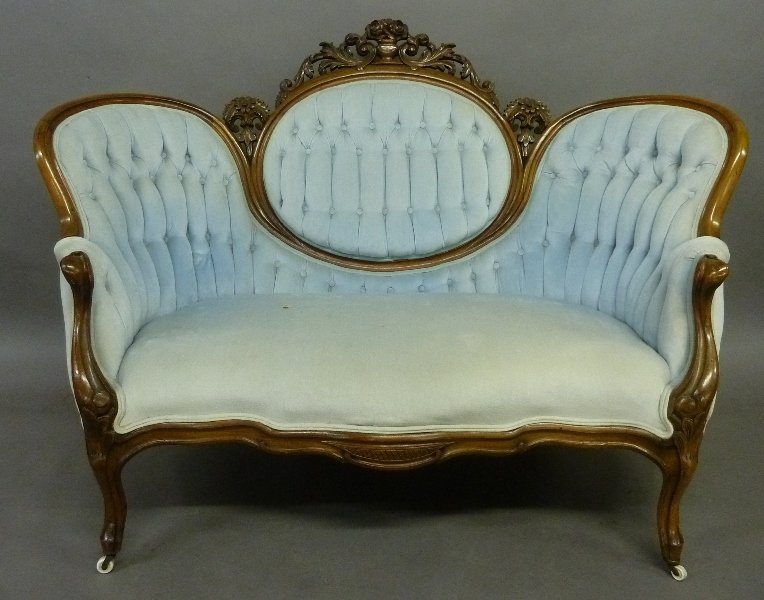 American Circa 1850 Hand Floral Carved Walnut Cameo (1 of 4)